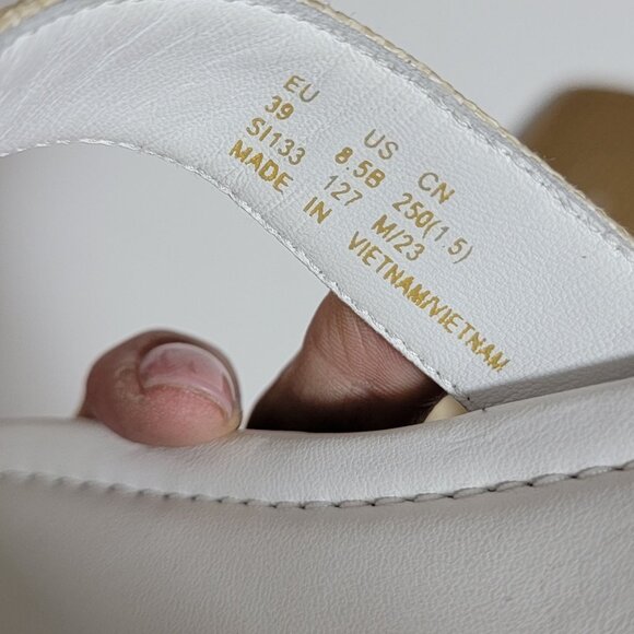 NEW Stuart Weitzman Ibiza Sandals Womens 8.5 Chic Old Money Causal Designer - Picture 8 of 8